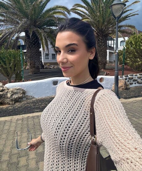 Sara Esp sito OnlyFans