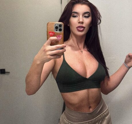 kikiofficial OnlyFans-Leaks