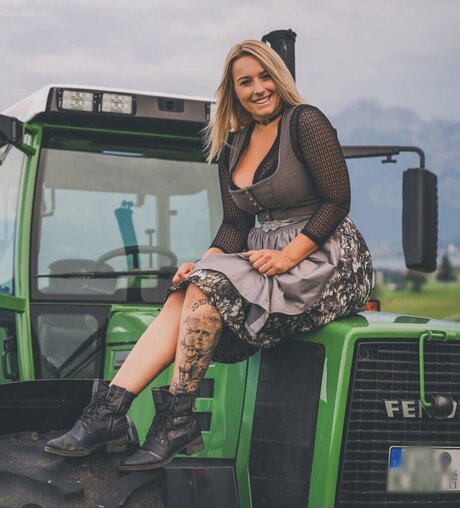 Alinas Landleben OnlyFans-Post