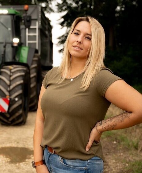 Alinas Landleben OnlyFans Fotos