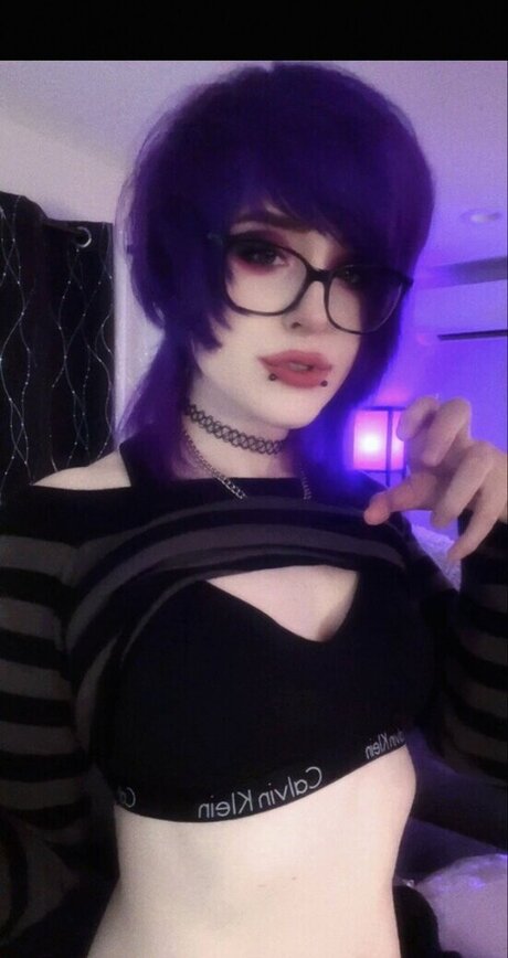 devilpuppi OnlyFans Nacktbilder geleakt