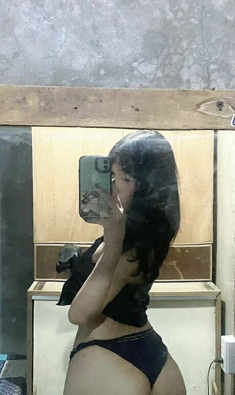 Emy Espejo OnlyFans geleakt