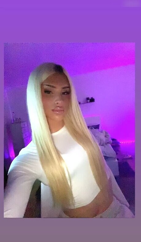 Barbie Lessa OnlyFans XX