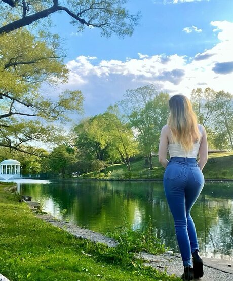 Alaina Taylor OnlyFans-Pornos