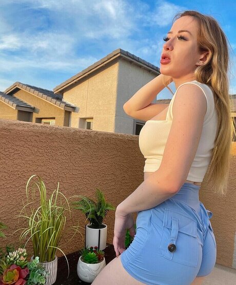 Alaina Taylor Leak von OnlyFans Pornografie