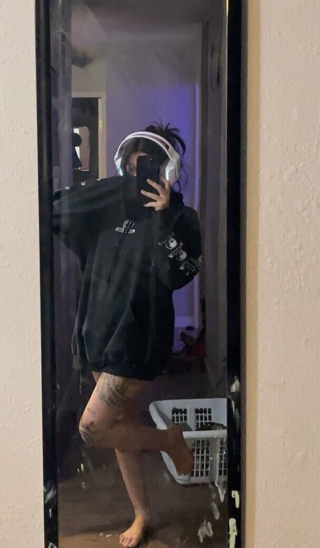 tt t772 OnlyFans Model Bilder