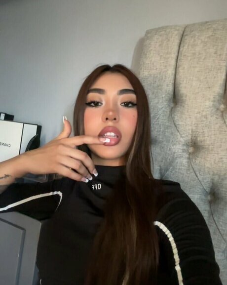 clementinexoxo OnlyFans-Fotos