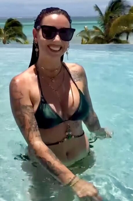 Aline Jost Diraimondo Strip OnlyFans