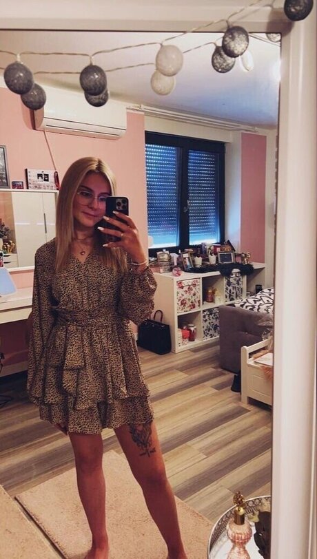 Wollnys Leaks von Nacktbildern auf OnlyFans