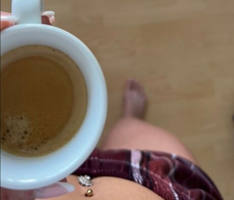 hollaura Porn OnlyFans Leaks