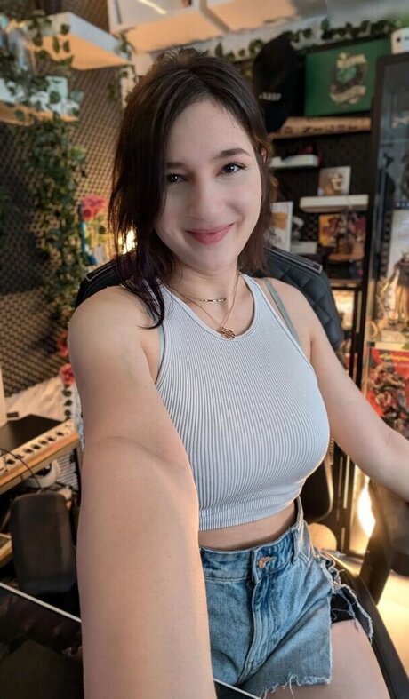 Haselnuuuss OnlyFans Leak