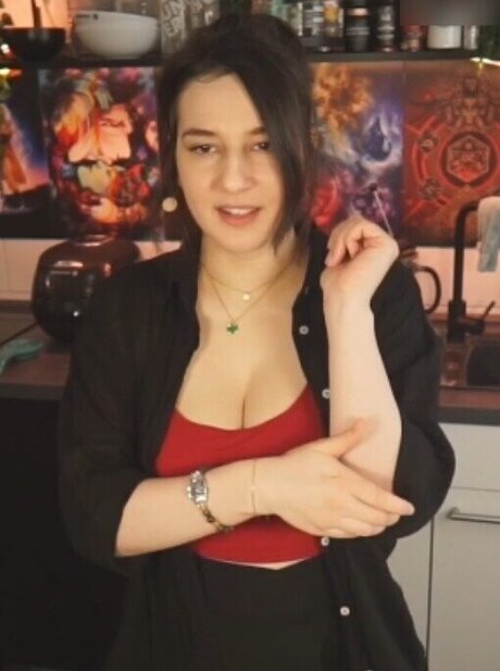 Haselnuuuss Nacktbilder OnlyFans geleakt