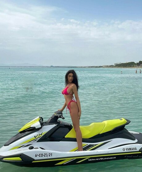 Shayna Senior Sexy OnlyFans