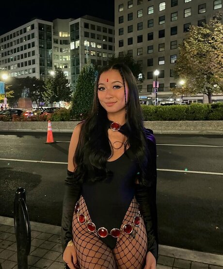 Courtney Luong OnlyFans nackte Brüste