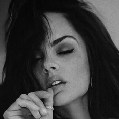 Arya LaRoca Neue OnlyFans Leaks