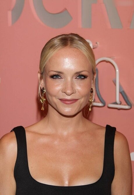 Janin Ullmann OnlyFans Striptease