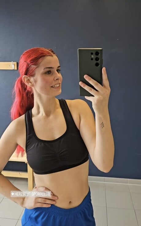 anna gazanis OnlyFans Nacktfotos