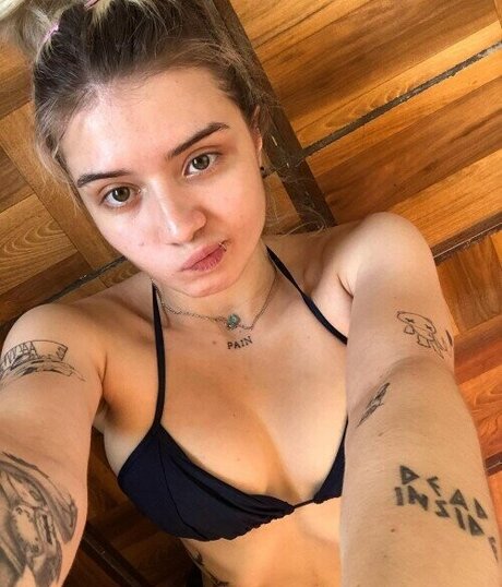 ghosztgirl Nacktpornos auf OnlyFans