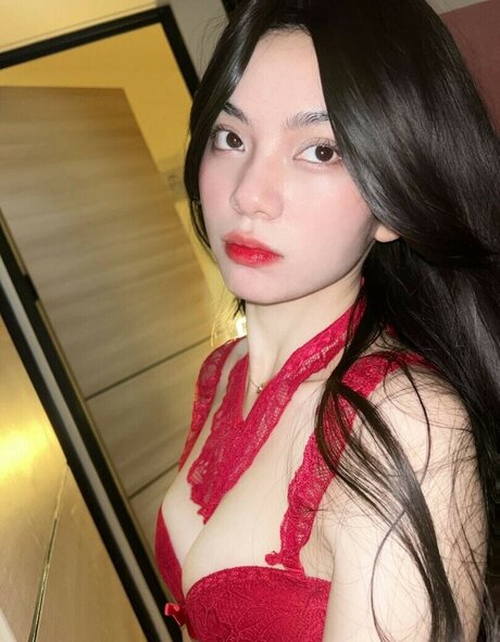 Niken Andalusi Nacktbilder geleakt OnlyFans Aufgedeckt