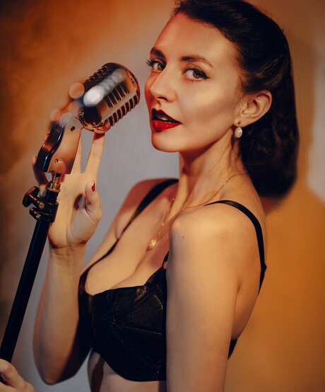 ladyrouquette OnlyFans Nacktbilder