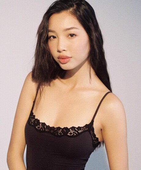 Joyce Htet OnlyFans Gratis-Inhalte