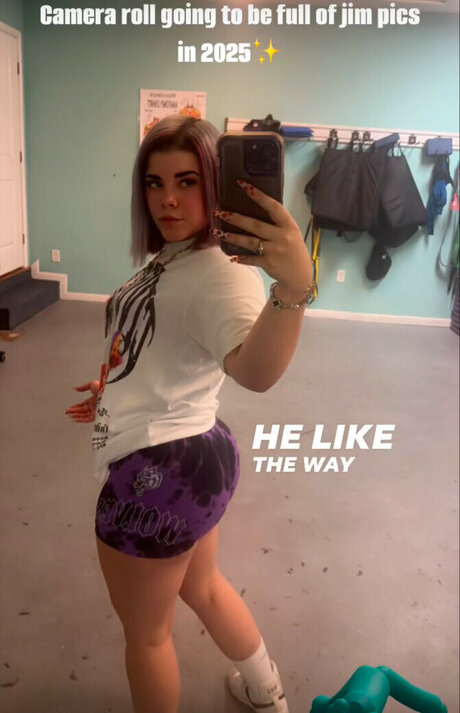 Lexis adale OnlyFans Nacktbilder