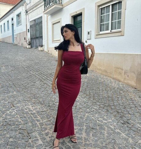 rosemondy NurlyFans-Pornos