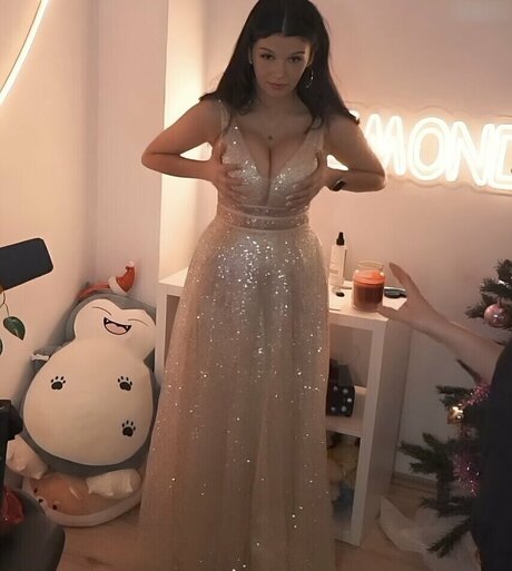 rosemondy OnlyFans Pornografie