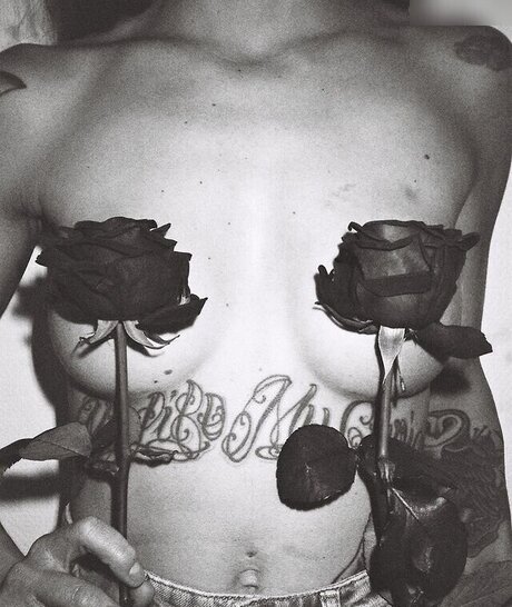 bonnie kraviz Nacktbilder von OnlyFans