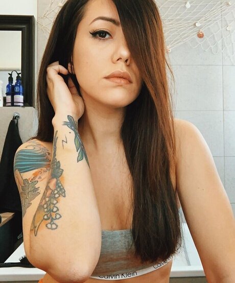 Malwanne OnlyFans Fotos