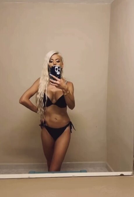 Danielle Harold Po OnlyFans