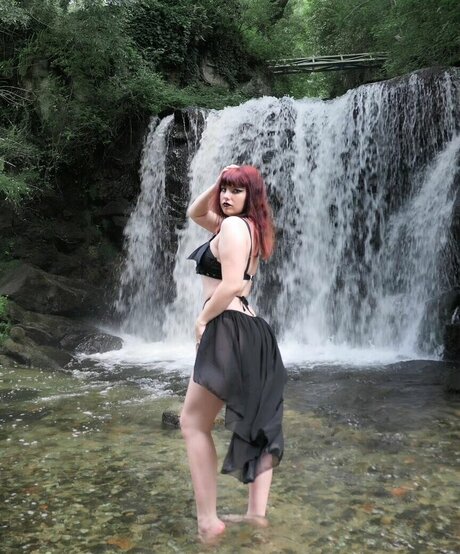 gothbynight Kostenloses OnlyFans