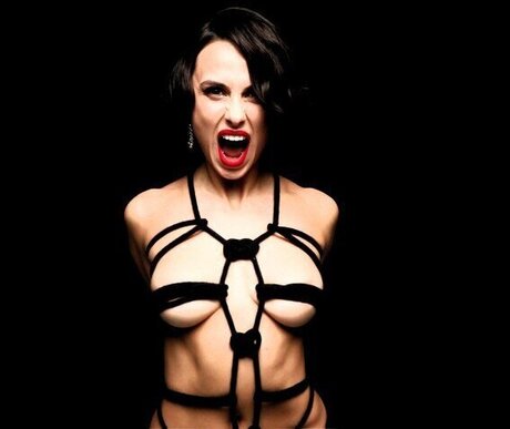 anastasia domination Nacktbilder auf OnlyFans