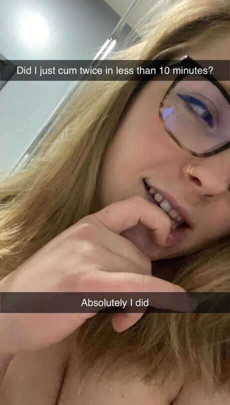 female ent Nacktbilder-Leaks von OnlyFans