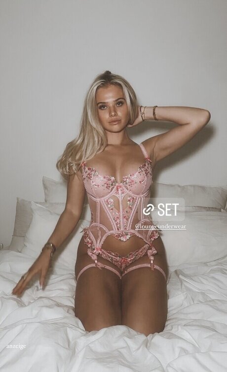 Emilia wue OnlyFans Fotos