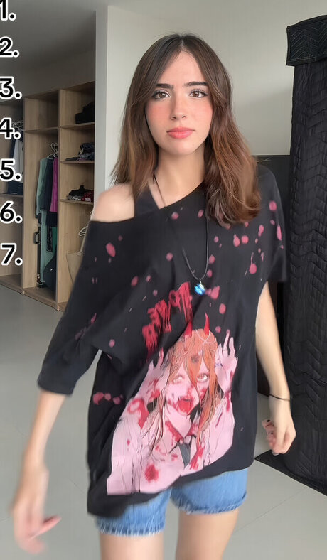 Gabriela Bee Nackt auf OnlyFans Leaks