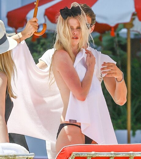 Lara Stone OnlyFans Nacktbilder
