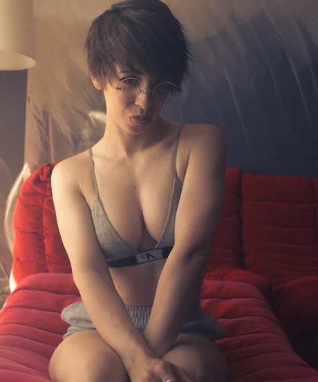 imitationtina OnlyFans Archiv