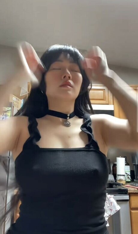 Showmeyourbasement OnlyFans Modelfoto