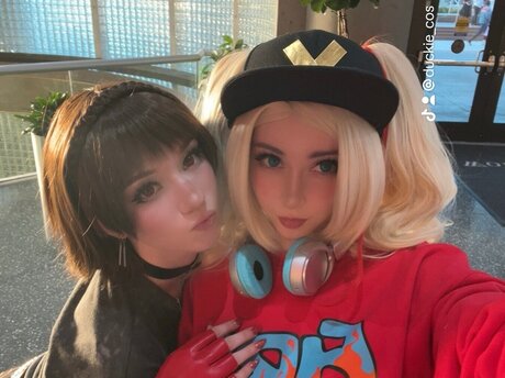 Duckie Cos Sexy OnlyFans