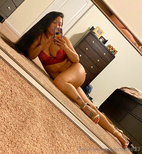 Emelh827 Nacktbilder-Leaks von OnlyFans