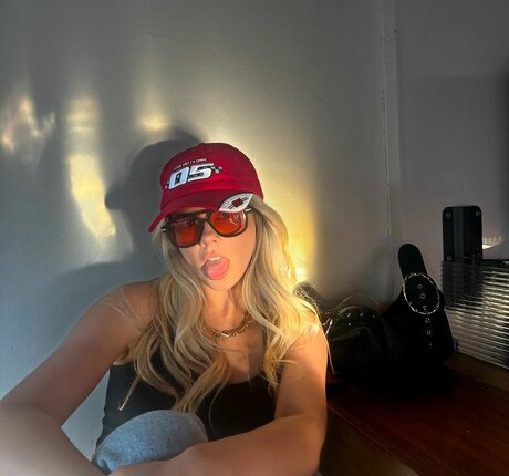 Peyton Cole Bilder OnlyFans