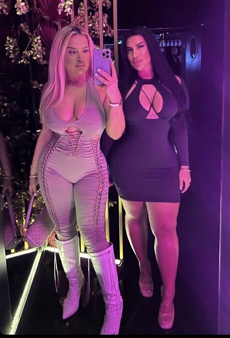 Nilufarsra Leaked OnlyFans Bilder