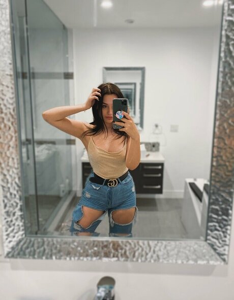 Kiera Bridget Nacktbilder von OnlyFans