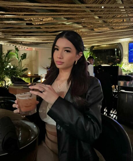 Kaylee Pereira Oben ohne OnlyFans