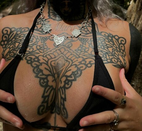 divinement bon OnlyFans Pornografie