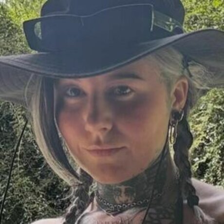 divinement bon OnlyFans Nacktbilder