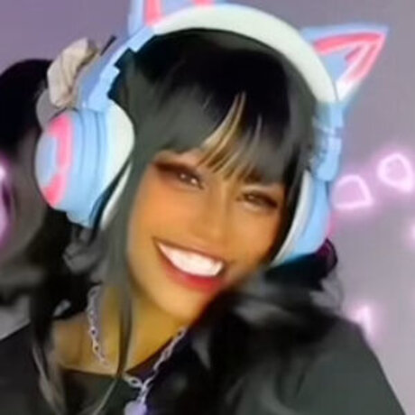 dünne teen-onlyfans schön nackt Medien