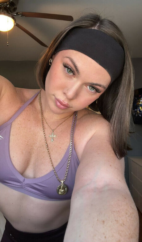 nicolecarluccii Leaks von Nacktbildern auf OnlyFans