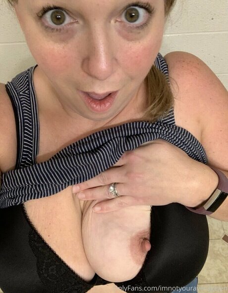 Notyouraveragejen8 OnlyFans-Creator